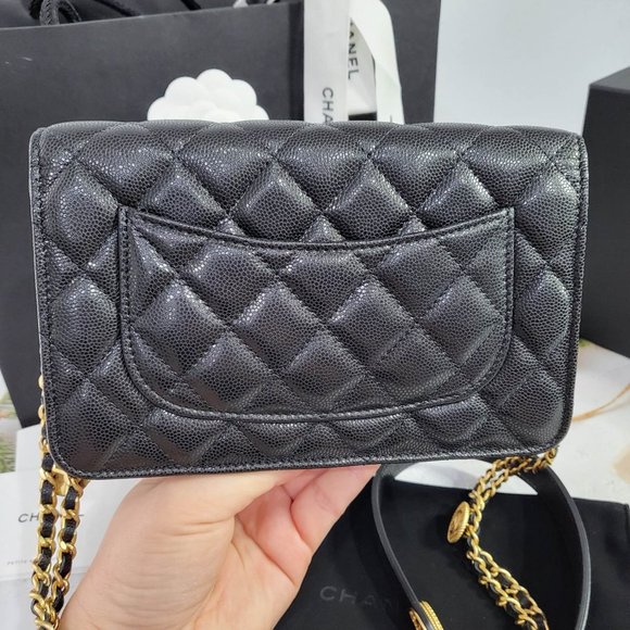 Kept Unused Chanel WOC 22A microchip GHW - Picture 5 of 7